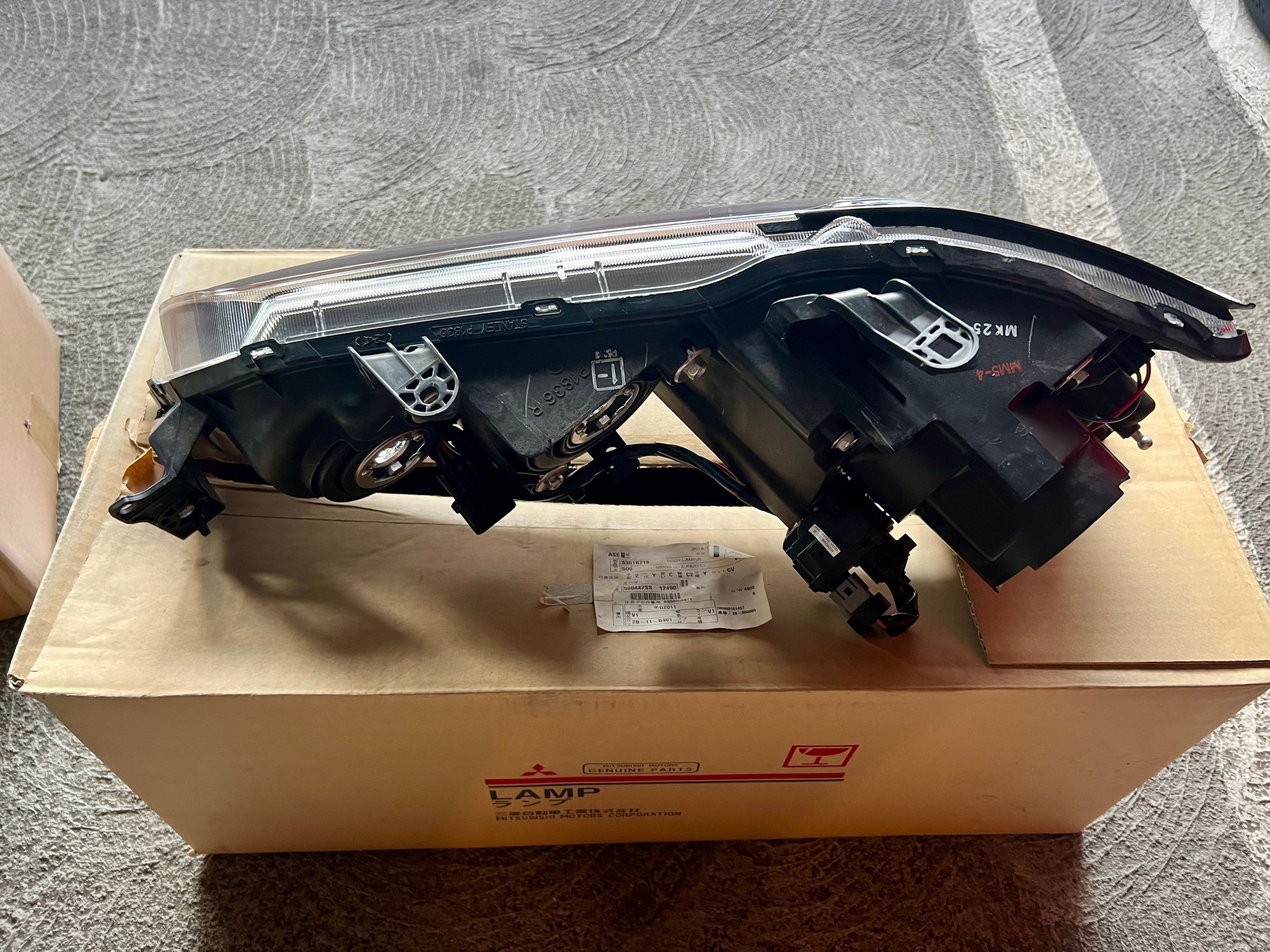 Lights - OEM Evo 9 JDM HID Headlights - Used - 2003 to 2006 Mitsubishi Lancer Evolution - Los Angeles, CA 90017, United States