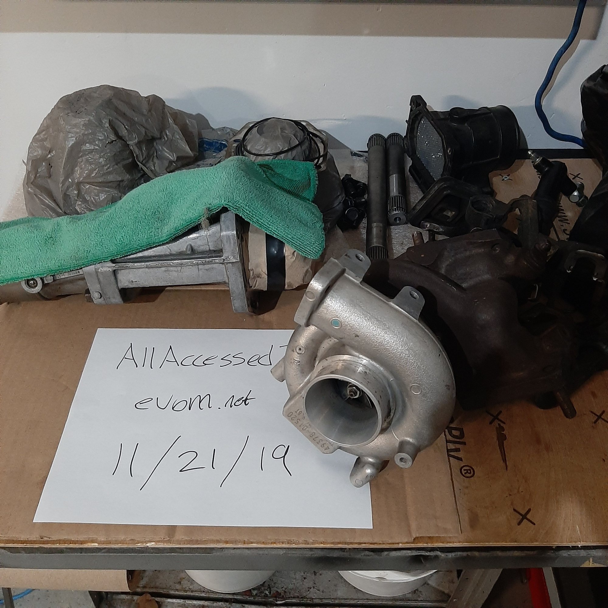 Engine - Intake/Fuel - Evo VIII Turbo - Used - 2003 to 2006 Mitsubishi Lancer Evolution - Winnipeg, MB R3R3G3, Canada