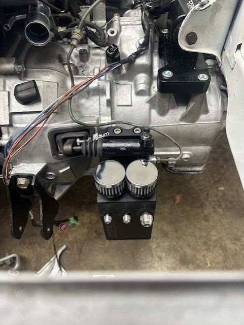 STM trans mounted oil catch can.