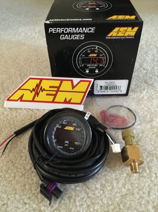 AEM Xseries oil pressure gauge