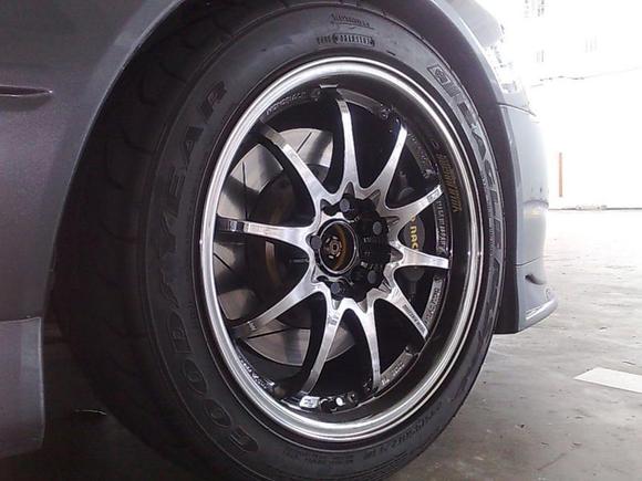 VR Limited Edition CE28 Chrome