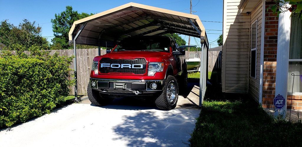 what trucks fit a 8.5 deck