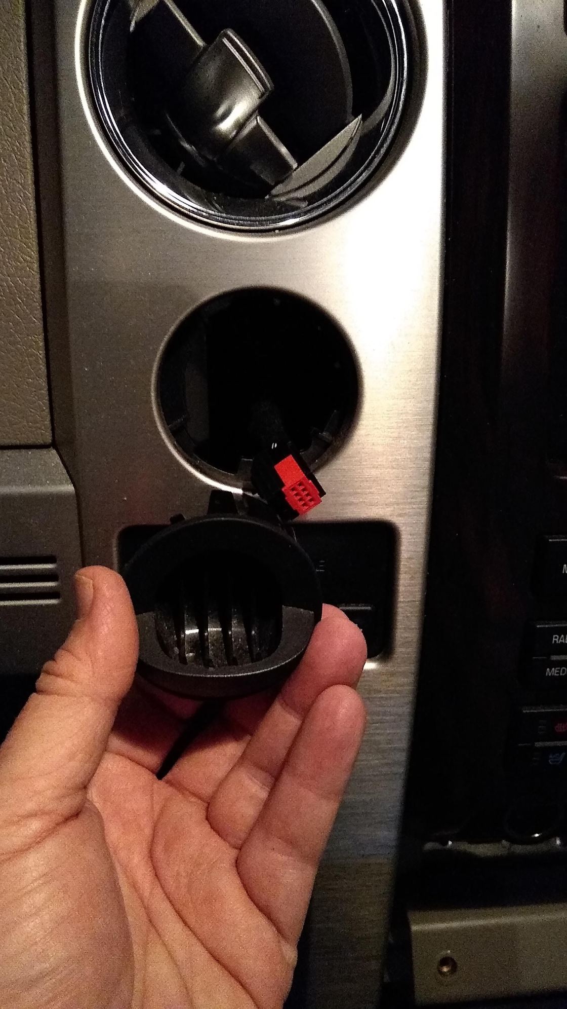Yet Another Coin Holder Mod. (voltmeter & USB chargers) Ford F150