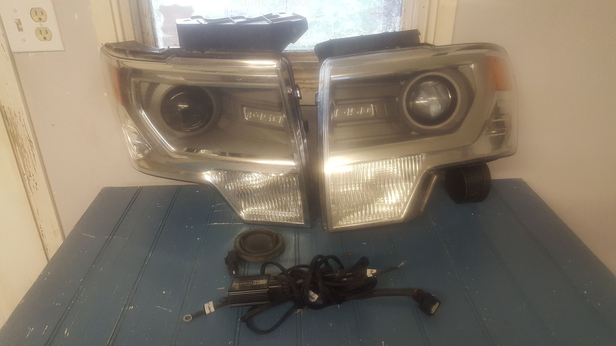 Canada 2009 F150 Retrofit Headlights
