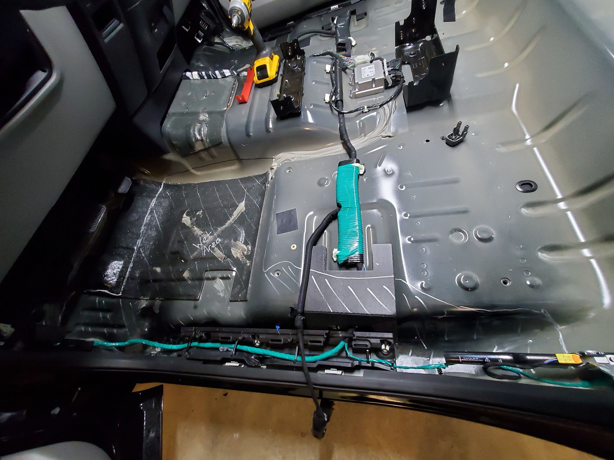 2019 Wet driver side floor, detailed pictures of wet area inside, help