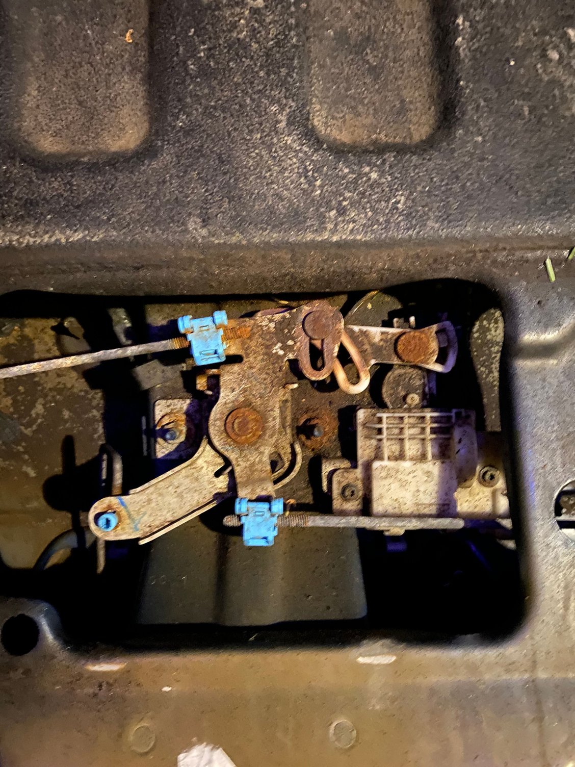 Tailgate locking actuator will this work? Ford F150 Forum