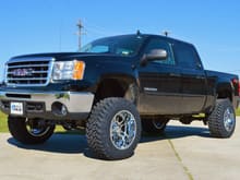 7.5" Rough country lift 20x12s and 35s done at Status Custom Shop in Rockwall, Tx (972)772_0146