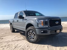 2020 Ford F-150 STX FX4 with 2.5 inch leveling kit and 17in Raptor wheels with 315/70/17.