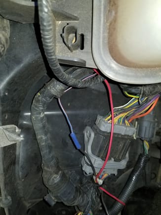 Black wire is hooked to the Camper Brake light