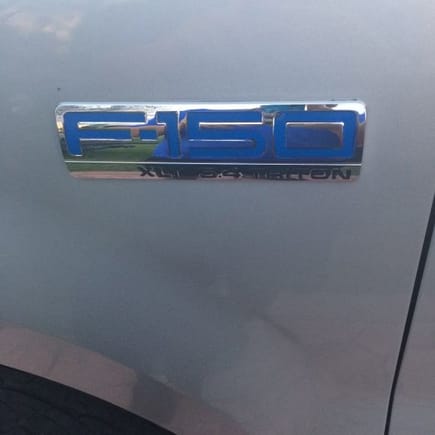 painted emblem with plastidip