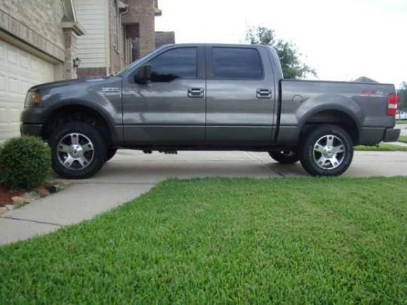 sidesteps removed with 2.5 leveling kit