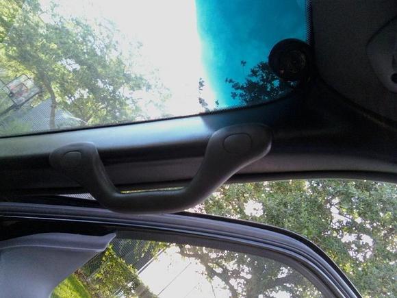 Black pillars, anyone know where i can get some black handles?