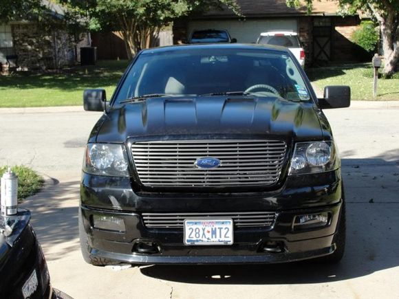 Reflexxions non cobra cowl hood. Also my custom FX2 lower grille for the 04-05.