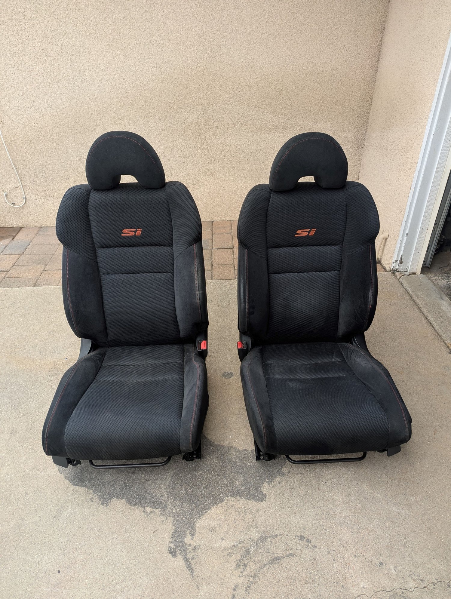 SI seats
