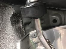 rubber mounts (leave the one connected to car connected).