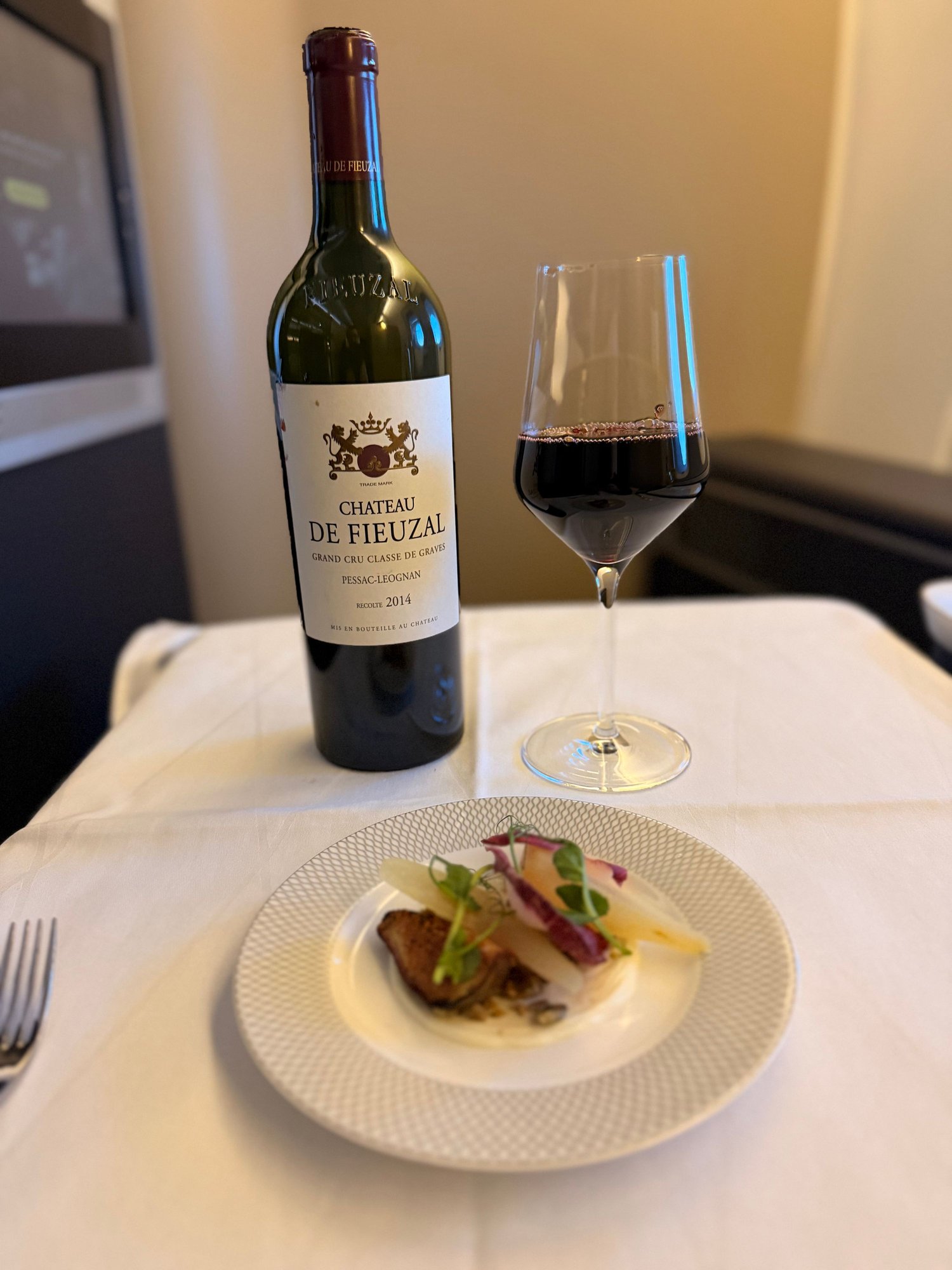 The tasty Amise Bouche accompanied with satisfyingly full bodied Bordeaux. 