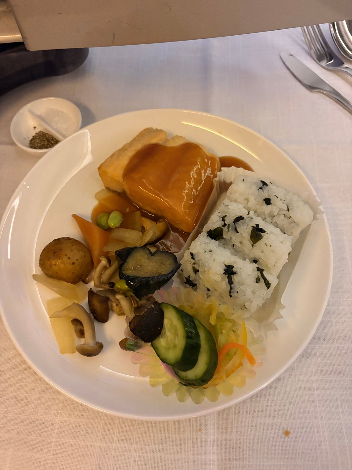 A lil bit dry on the salmon but good flavour still.