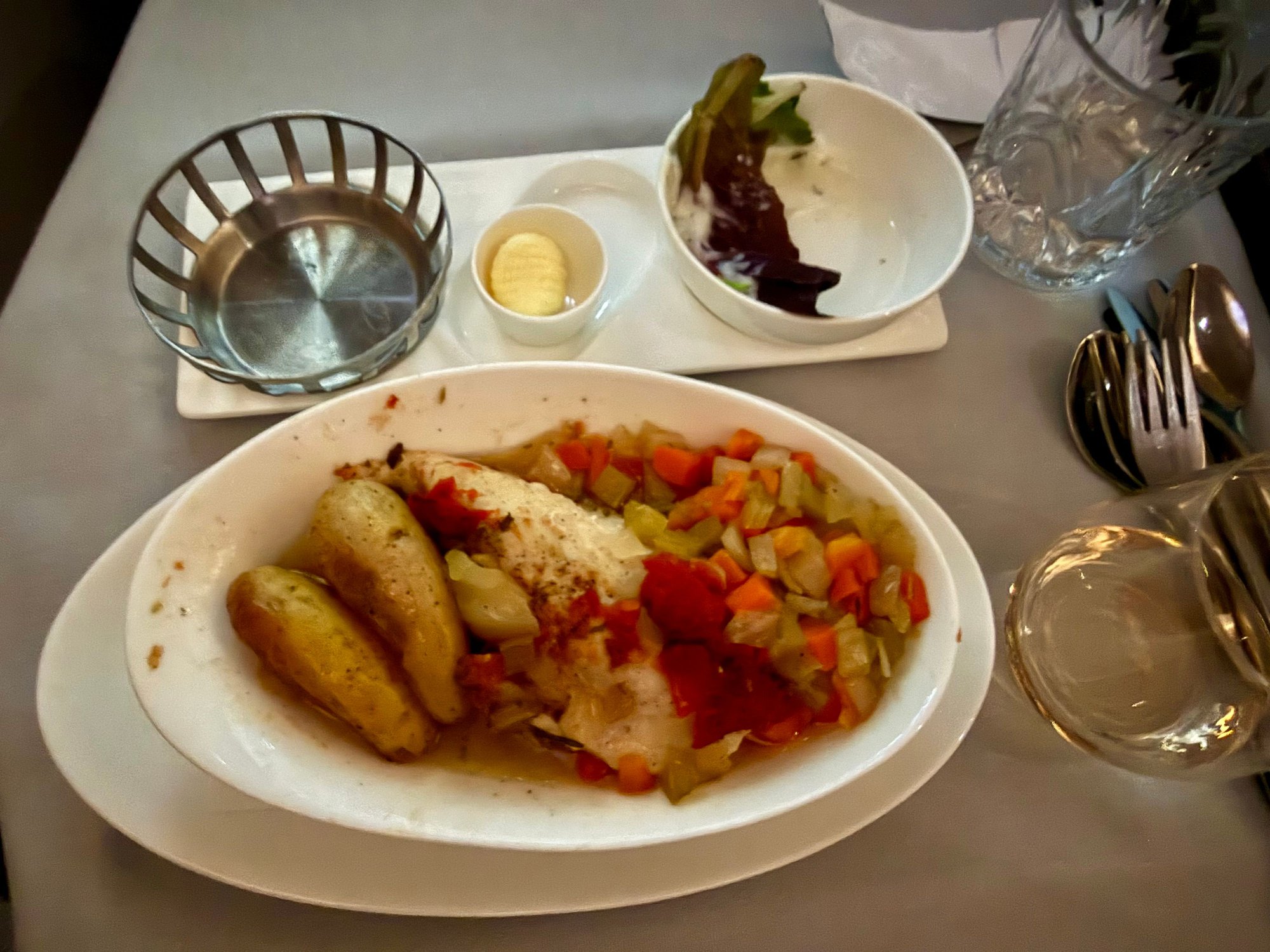 Chicken was well cooked and filling, that being said I didn�t think the options were particularly exciting to begin with. 