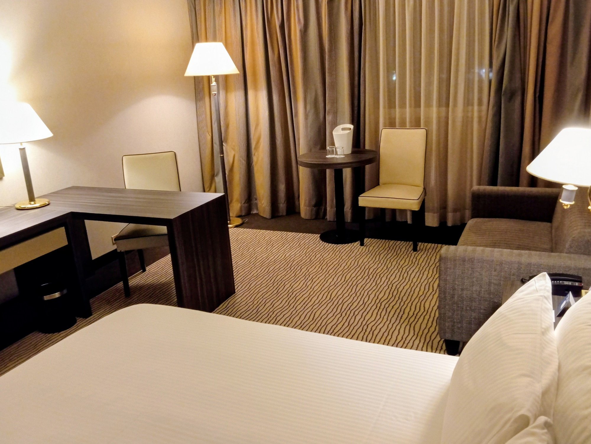 The guest room was very comfortable in the Holiday Inn Rome - Medici