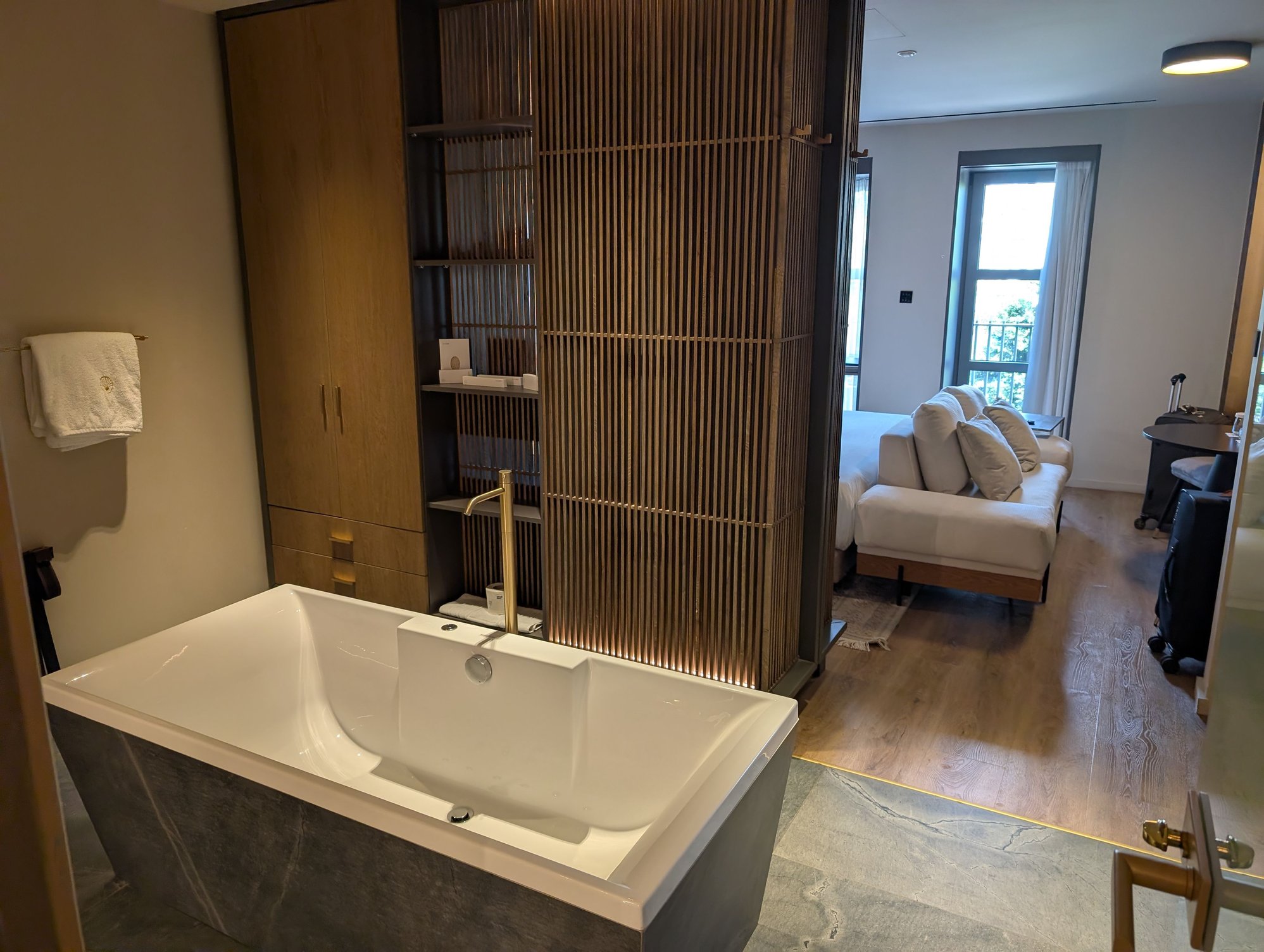 King suite 