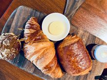 Pastry basket, muffin varied daily