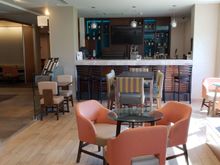 Bar/restaurant area
