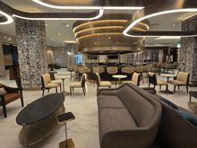 Lobby Bar & seating area