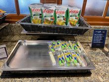 Veggie sticks and string cheese