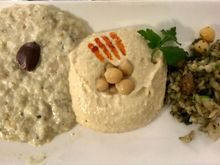 Hummus, herby freekeh and babaganoush 