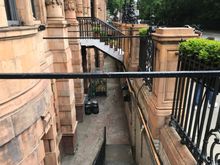 The hotel is a classic built one, as you can see from the old fashioned servants entrance