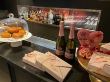 Thoughtful touches : every guest on the most romantic day of the year received a box of Neuhaus chocolates: S/O & kids reported those were scrumptious!