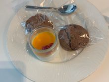 Malabia (Wow this is really good like a yogurt crème brûlée) oatmeal cookie and chocolate chip cookie