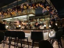 Ultramarijn bar was festive outfitted in lights