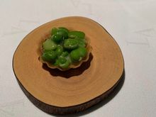Amuse bouche - fava beans & ??