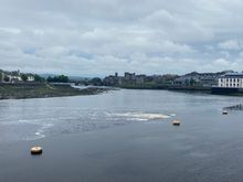 The weir (lots of weirs in Irleand) with King John’s castle in the background 