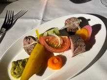Seared beef with chermoula sauce (4/5)