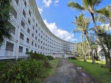 Hotel - the side you didn't see as much