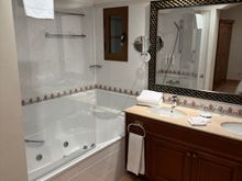 En-suite bath