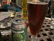 lightly spruce-flavored brown ale at Helkatti
