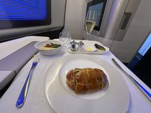 Chicken Wellington. Worked very well for airplane food. Tasty, not too dry but would have benefitted from a pot of gravy. Potato and veg sides were ok. 