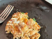 Substantial amounts of crab in the Crab Benedict 