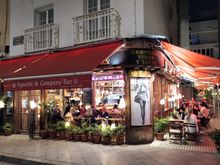 Like orange trees, Seville is full of bars and restaurants 