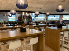Hotdesking and high top seating
