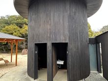 The toilets!