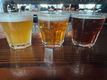 IPA, pale, and red — all quite good 🍺🍺🍺