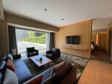 Suite King Living Room