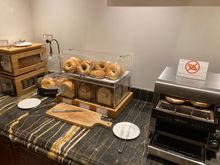 Toast your bagel / breads
