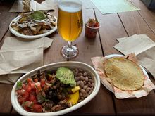 Apparently this is what my food looked like before I ran out of the venue with miniCT and got it later. 