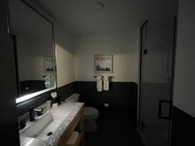King Bathroom