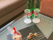 IC Vienna (points stay) -- Leftover Christmas cookies